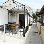 Small House *