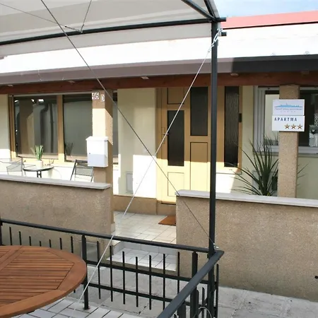 Small House דירה