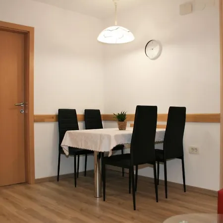 Small House Koper